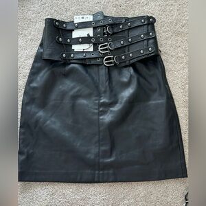 Zara limited edition premium faux leather mini skirt ( belt not included)